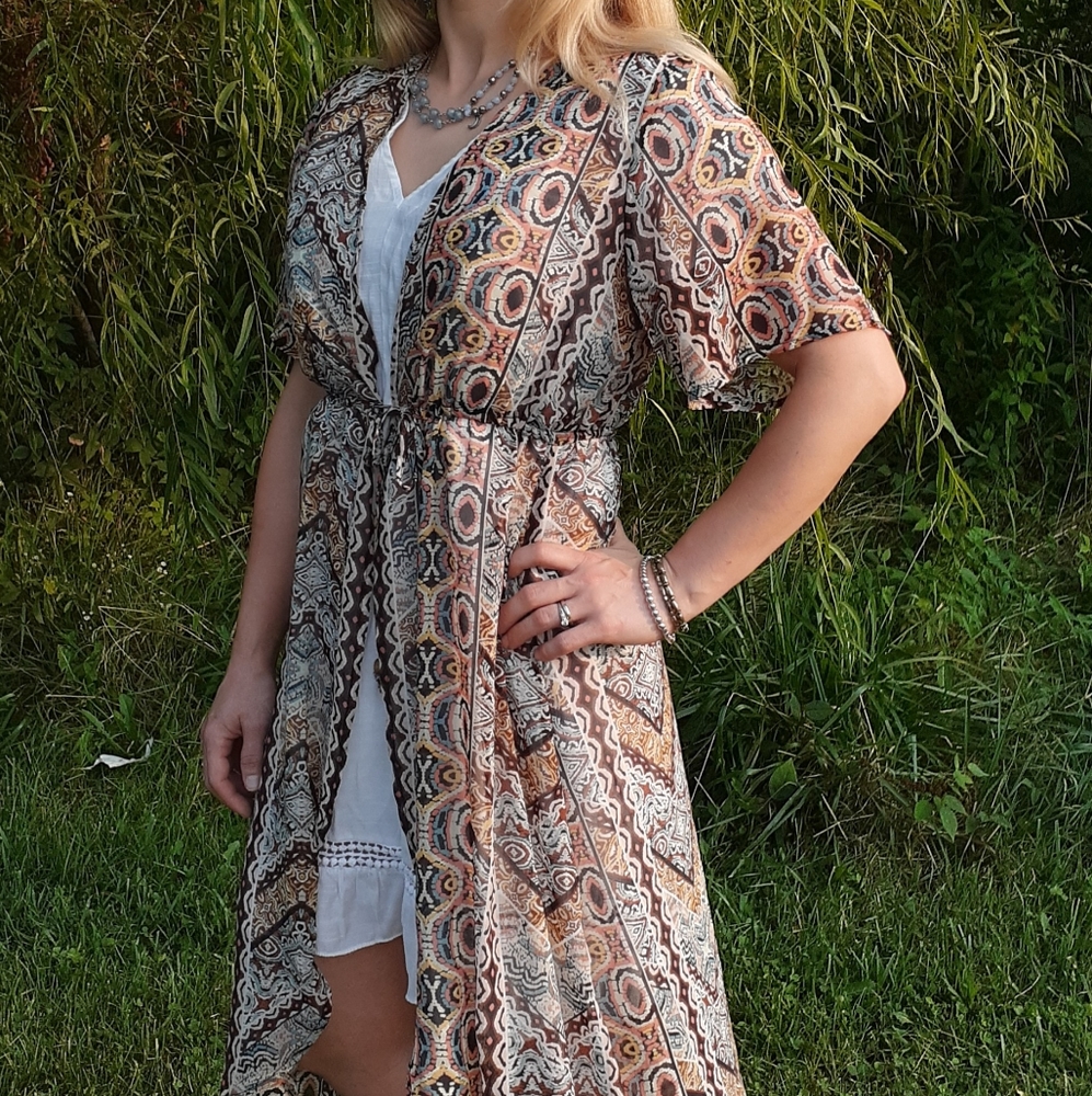 Colorful patterned Liberty Love top - Picture 3 of 8